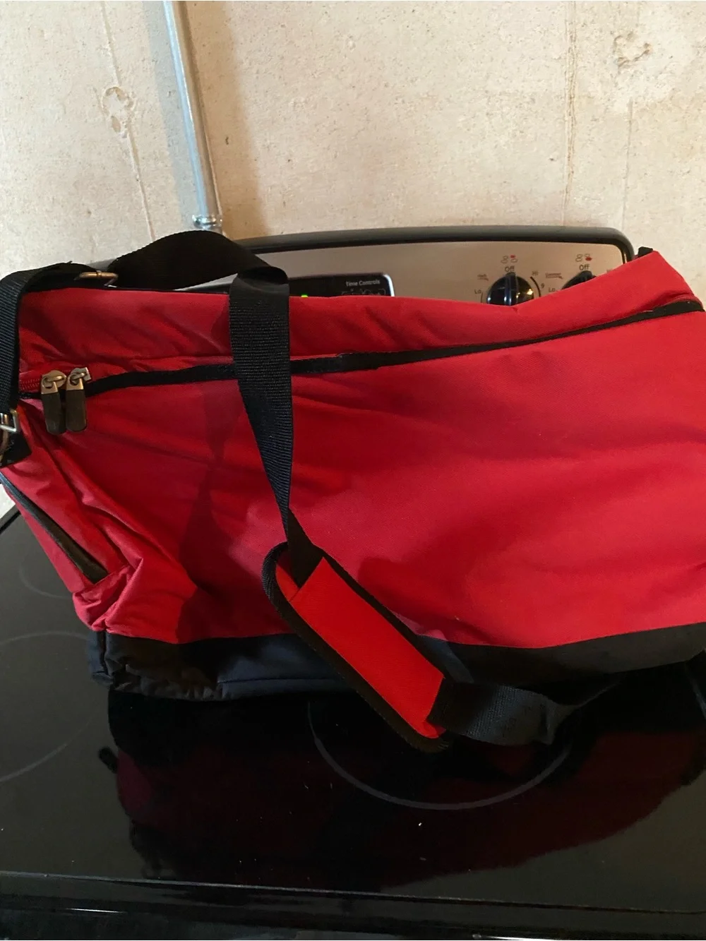 Budweiser Red and White cooler for beverages